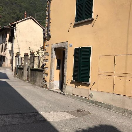 Casaria Da Roby Apartment Cannobio Luaran gambar